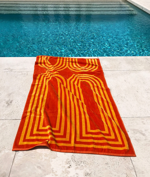 Lateral Objects Arc Towel Warm