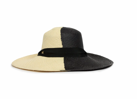 Lorna Murray Tropica Panama - Beach