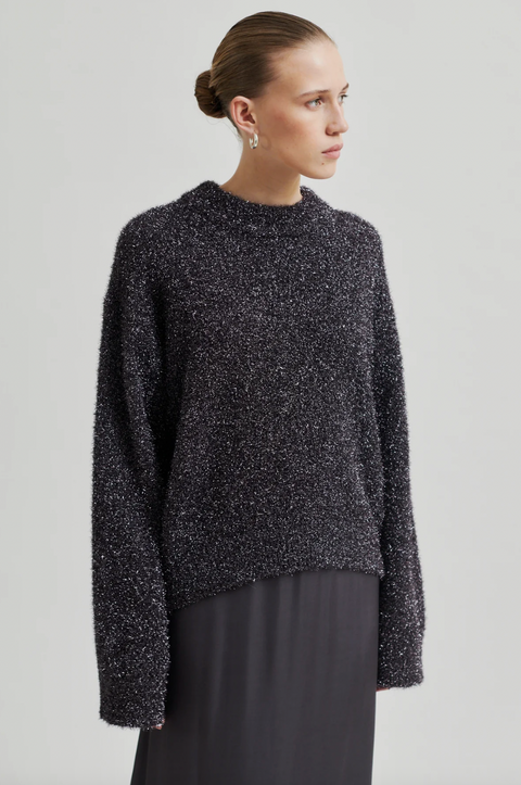 Second Female Lamilla Knit