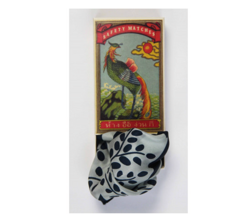 Les Belles Vagabondes Mini Peace and Love Square