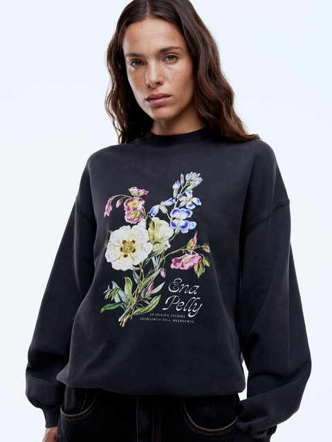 Ena Pelly Vintage Bouquet Sweatshirt - Vintage Black