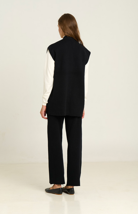 Sita Murt Sleeveless Longline Vest - Black