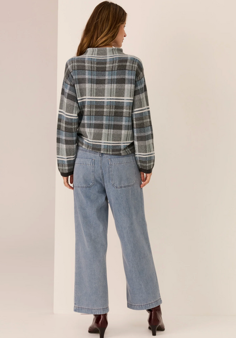 POL Clothing Andie Cropped Jean - Blue Wash