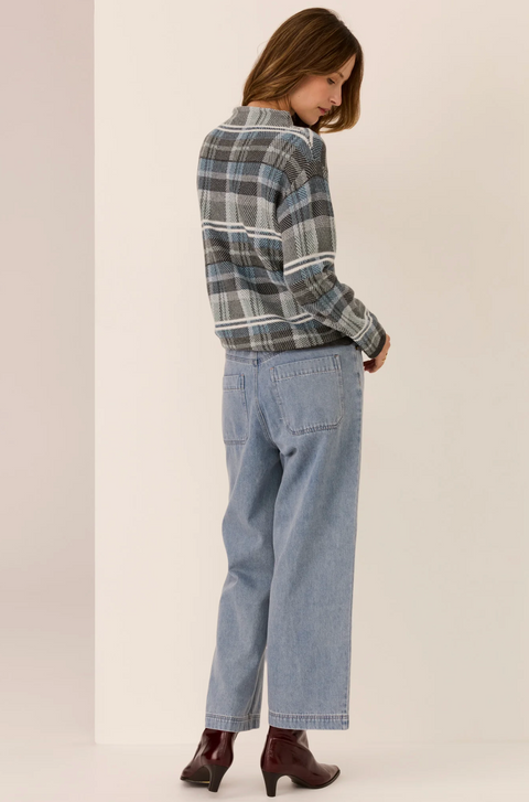 POL Clothing Andie Cropped Jean - Blue Wash