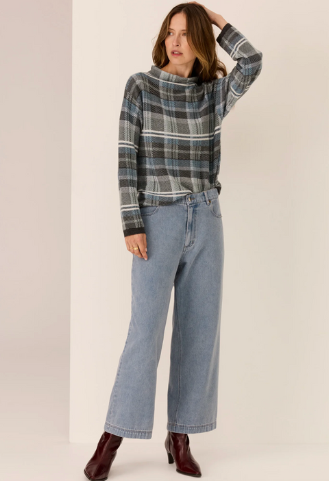 POL Clothing Andie Cropped Jean - Blue Wash