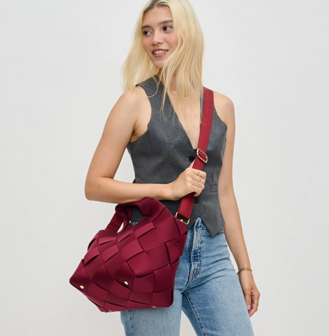 Sol and Selene Resilience Woven Neoprene Bag - Wine