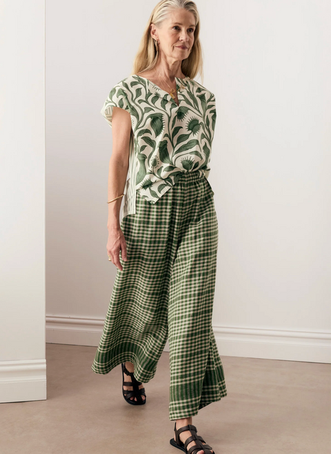 POL Clothing Botanica Contrast Back Top - Botanica Print / Green Stripe