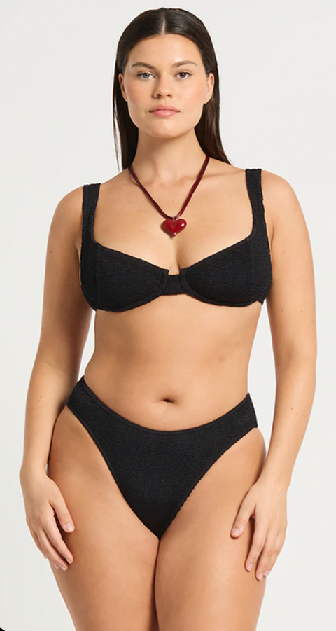 Bond-eye Olivia Brief