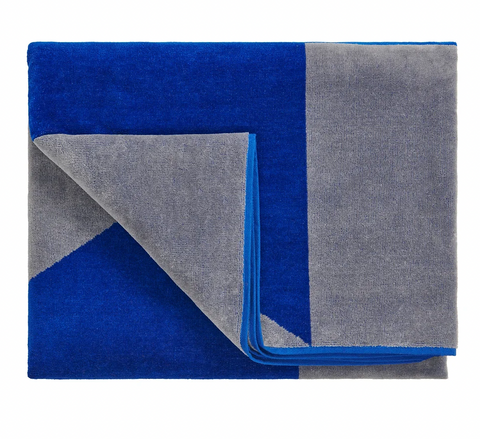 Lateral Objects Up Towel