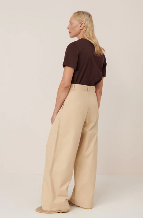 Kowtow Arch Pant