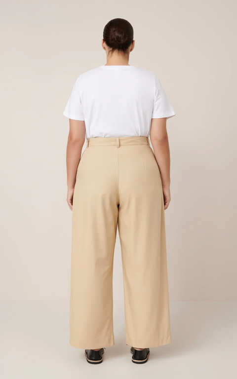 Kowtow Arch Pant