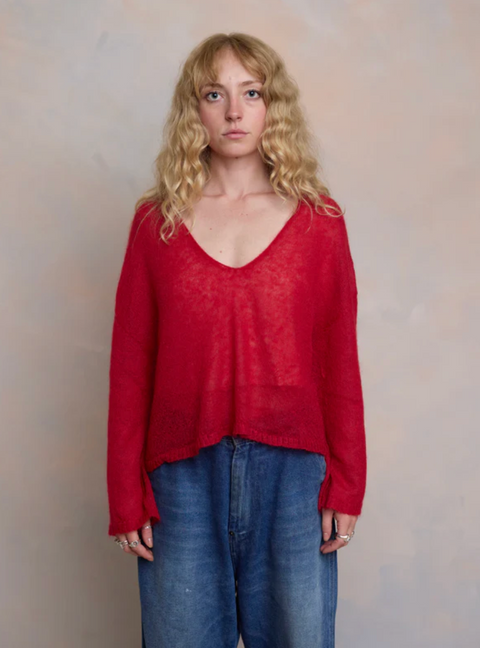 Luna Gallery Mohair Crop V Neck Sweater - Scarlet