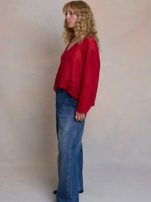 Luna Gallery Mohair Crop V Neck Sweater - Scarlet