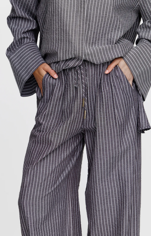 Kinney Hampton Pant - Charcoal