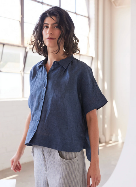 Eva's Sunday Lumi Collared Shirt - Navy